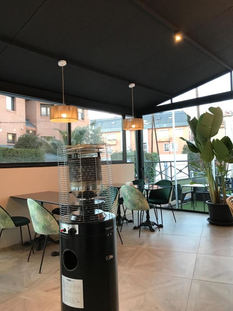 Hotel Suites Feria De Μαδρίτη Εξωτερικό φωτογραφία