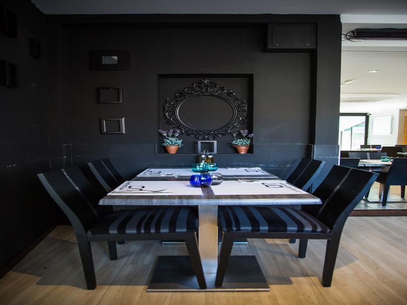 Hotel Suites Feria De Μαδρίτη Εξωτερικό φωτογραφία
