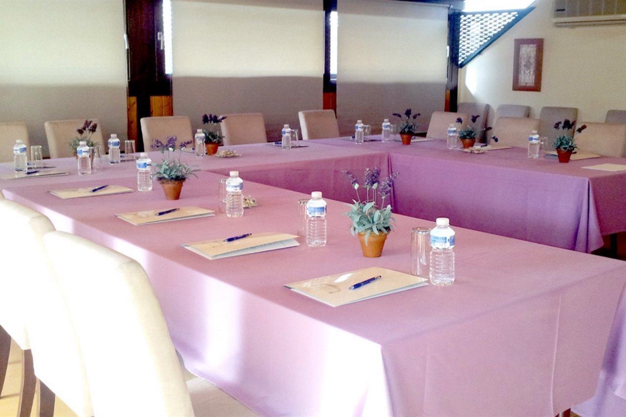 Hotel Suites Feria De Μαδρίτη Εξωτερικό φωτογραφία