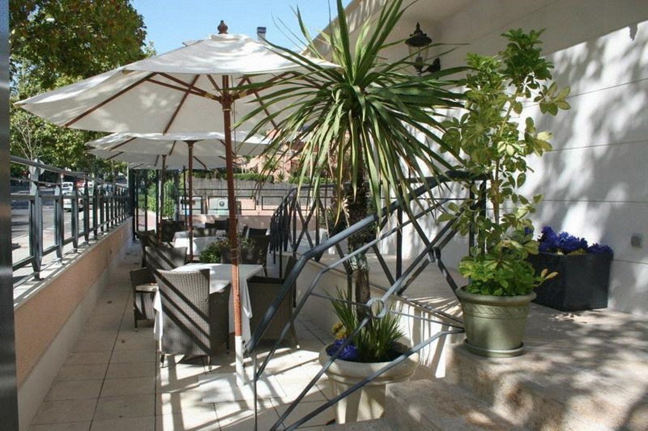 Hotel Suites Feria De Μαδρίτη Εξωτερικό φωτογραφία
